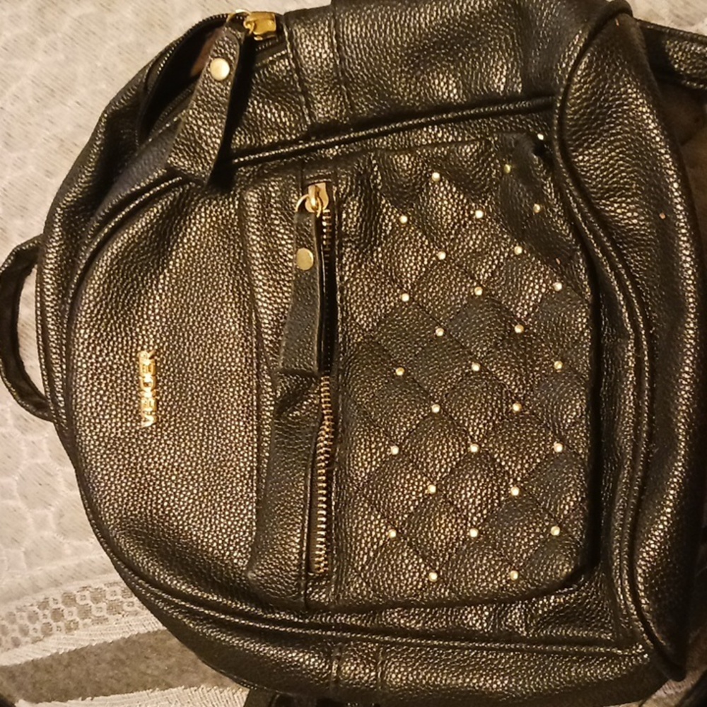 Small backpack - Picture 3 of 3